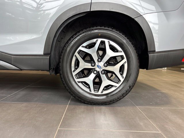 Used 2023 Subaru Forester Premium AWD/4WD image 42