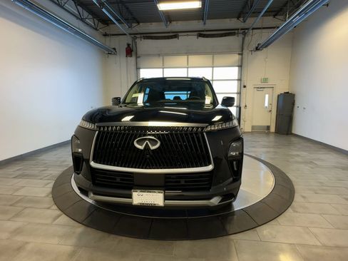 New 2026 INFINITI QX80 Luxe w/ Exterior Package image 3