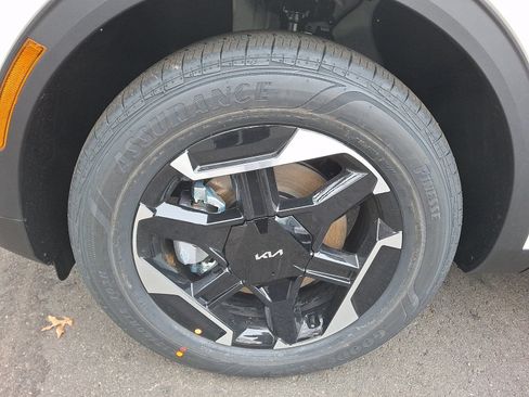 New 2026 Kia Sportage S AWD/4WD image 4