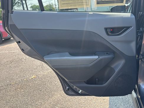 Certified 2024 Subaru Crosstrek 2.0i Premium AWD/4WD image 21