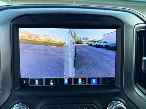 Used 2022 GMC Sierra 2500 Denali w/ Denali Ultimate Package image 28