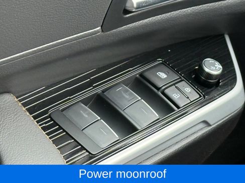 Used 2026 Toyota Sienna XLE Woodland Edition AWD/4WD image 39