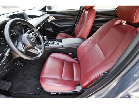 Used 2023 MAZDA MAZDA3 s FWD image 11