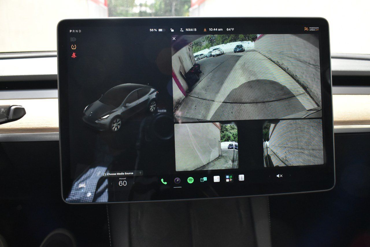 Used 2021 Tesla Model Y Long Range AWD/4WD image 23
