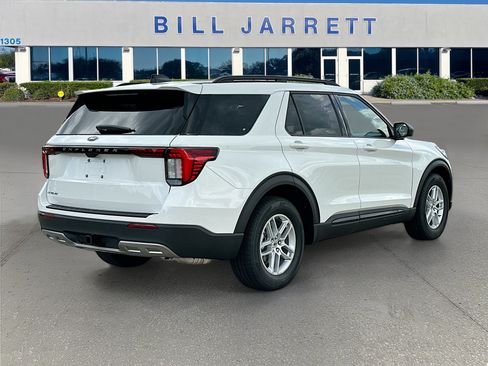 New 2026 Ford Explorer Active w/ Active Comfort Package RWD image 4