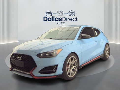 Used 2020 Hyundai Veloster N w/ Performance Package image 2