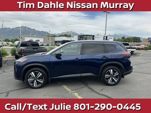 Used 2025 Nissan Rogue SL w/ Tech Package AWD/4WD image 7
