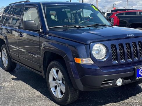 Used 2015 Jeep Patriot Sport w/ Power Value Group AWD/4WD image 3
