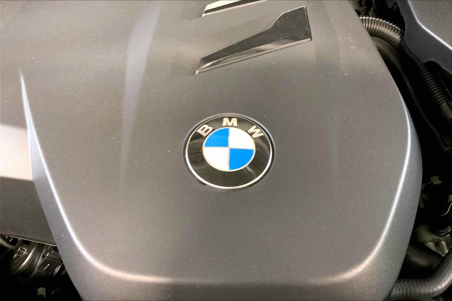 Used 2025 BMW X3 xDrive30i w/ M Sport Package AWD/4WD image 17