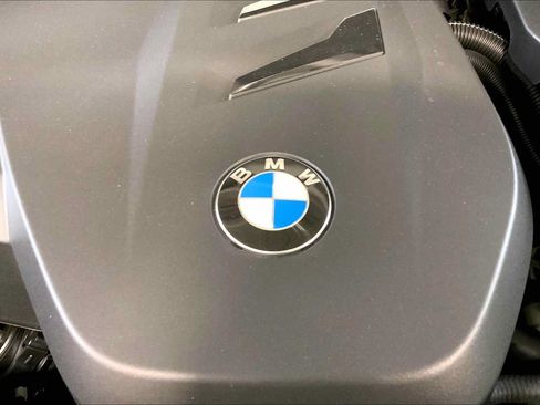 Used 2025 BMW X3 xDrive30i w/ M Sport Package AWD/4WD image 17