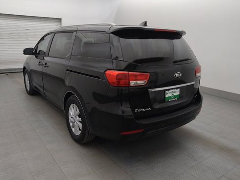 Used 2016 Kia Sedona LX FWD image 5