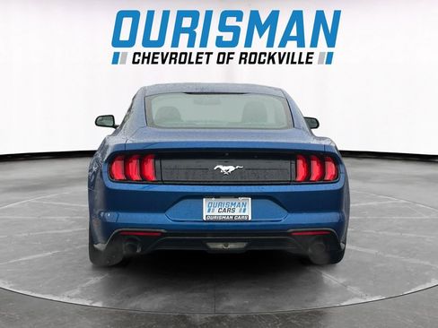 Used 2018 Ford Mustang Coupe image 5