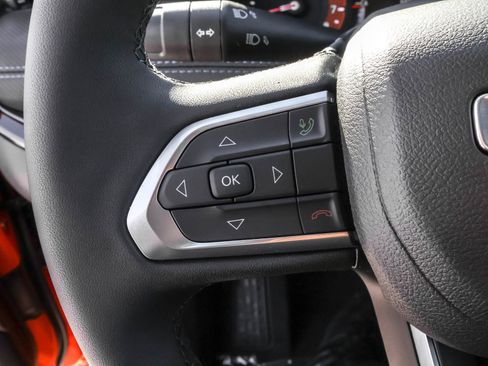 New 2026 Jeep Compass Latitude image 21