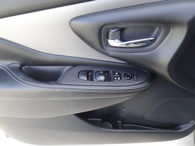 Used 2023 Nissan Murano SV w/ SV Midnight Edition Package FWD image 8