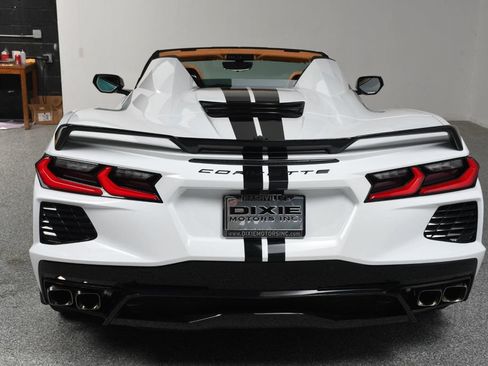 Used 2022 Chevrolet Corvette Stingray Premium Conv w/ Z51 Performance Package RWD image 10