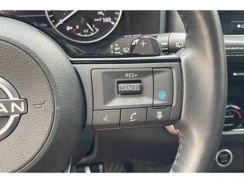 Used 2023 Nissan Rogue SL w/ SL Premium Package FWD image 37