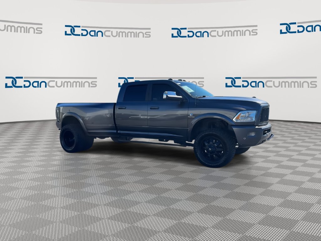 Used 2017 RAM 3500 Laramie AWD/4WD image 2