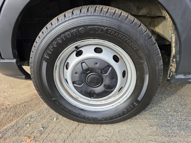 Used 2016 Ford Transit 150 130 Low Roof RWD image 18