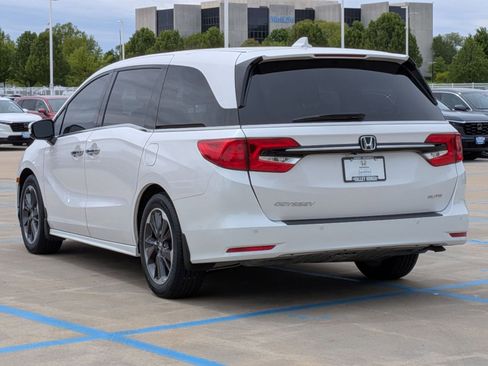 Certified 2023 Honda Odyssey Elite image 8