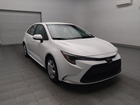 Used 2022 Toyota Corolla LE image 13