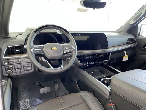 New 2026 Chevrolet Suburban High Country image 26