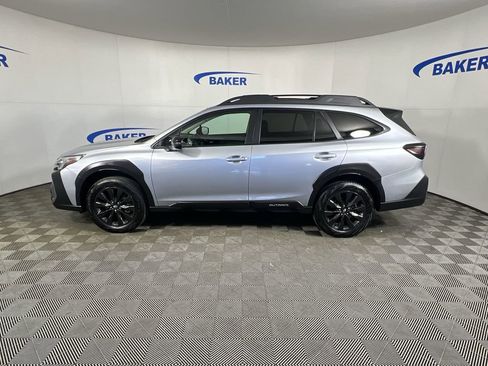 Used 2025 Subaru Outback Onyx Edition AWD/4WD image 6