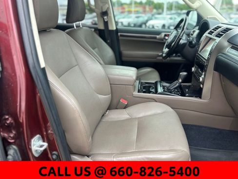 Used 2021 Lexus GX 460 Luxury w/ Accessory Package AWD/4WD image 7