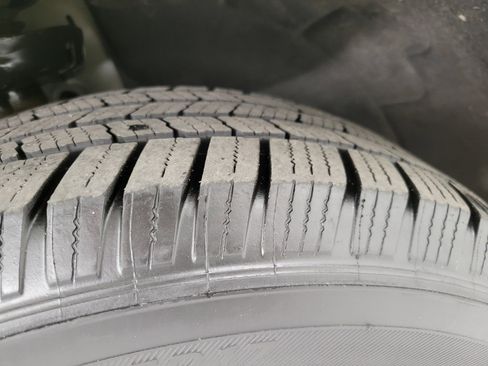 Used 2021 Chevrolet Equinox LT image 5