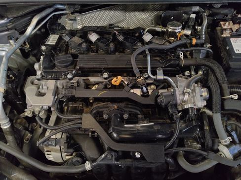 Used 2025 Toyota Corolla LE FWD image 30