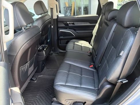 Used 2025 Kia Telluride SX AWD/4WD image 14