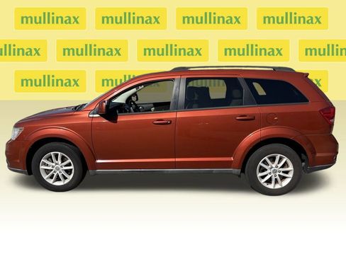 Used 2013 Dodge Journey SXT w/ Flexible Seating Group image 10