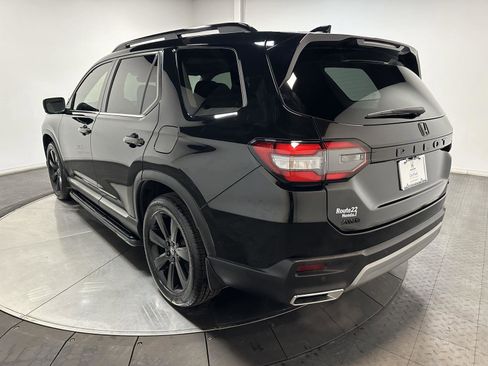 Certified 2023 Honda Pilot Elite image 9