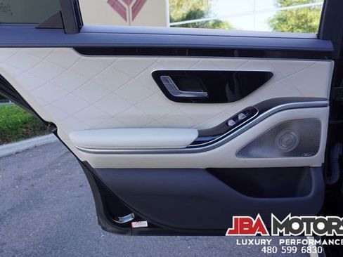 Used 2021 Mercedes-Benz S 580 4MATIC Sedan w/ AMG Line image 96