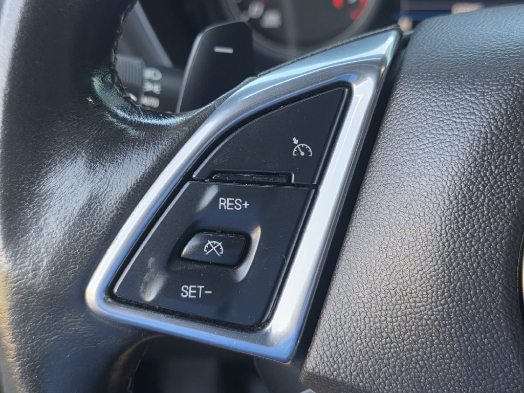 Used 2023 Chevrolet Camaro LT w/ Technology Package RWD image 18