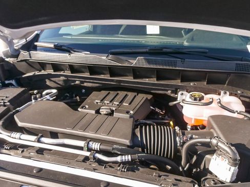 New 2026 Chevrolet Silverado 1500 LT image 25