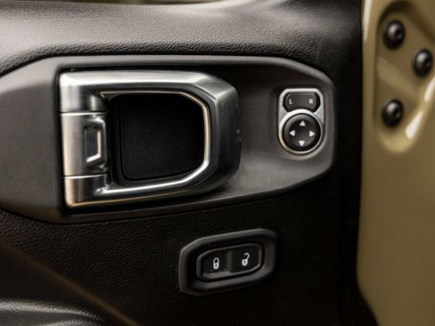 Used 2026 Jeep Wrangler Sport AWD/4WD image 20
