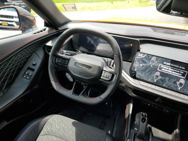 Used 2026 Dodge Charger Scat Pack w/ Blacktop Package AWD/4WD image 17