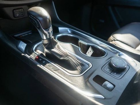 Used 2022 Chevrolet Traverse High Country w/ LPO, "Hit The Road" Package image 38