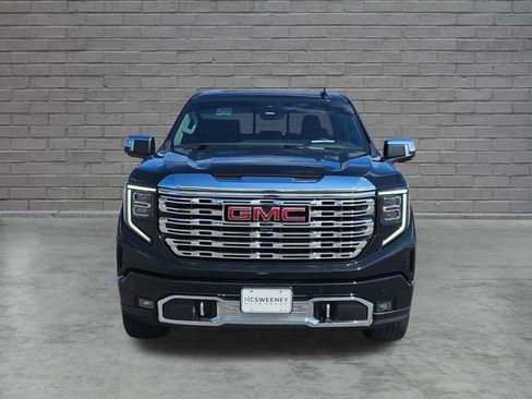 Used 2024 GMC Sierra 1500 Denali w/ Denali Reserve Package AWD/4WD image 8