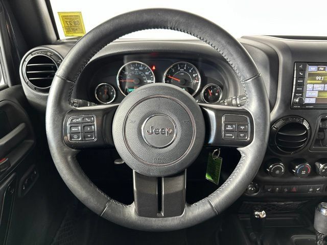 Used 2017 Jeep Wrangler Unlimited Sahara AWD/4WD image 14