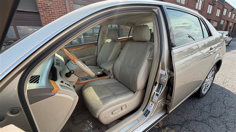 Used 2007 Toyota Avalon Limited FWD image 28