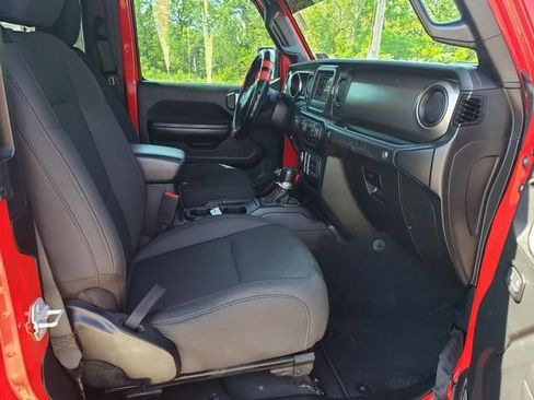 Used 2020 Jeep Wrangler Sport AWD/4WD image 16