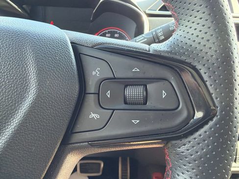 Used 2023 Chevrolet TrailBlazer RS w/ Sun and Liftgate Package AWD/4WD image 15
