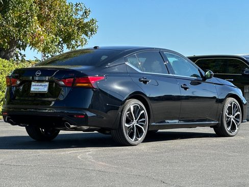 New 2025 Nissan Altima 2.5 SR w/ SR Premium Package image 4