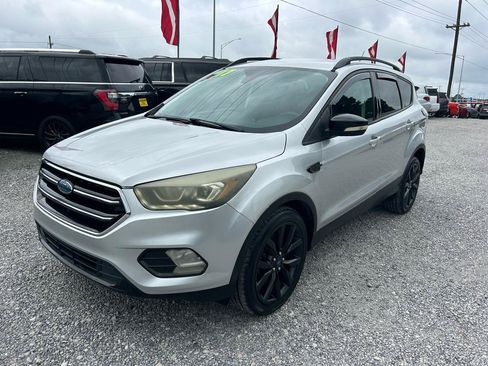 Used 2017 Ford Escape Titanium FWD image 17