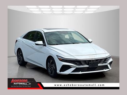Used 2025 Hyundai Elantra Limited