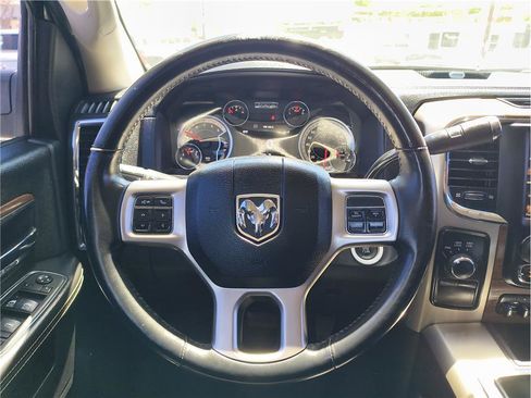 Used 2013 RAM 2500 Laramie w/ Convenience Group AWD/4WD image 7