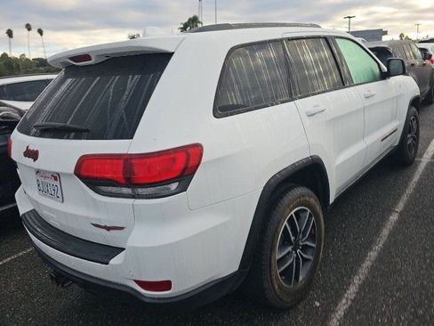 Used 2019 Jeep Grand Cherokee Trailhawk w/ Trailhawk Luxury Group image 3