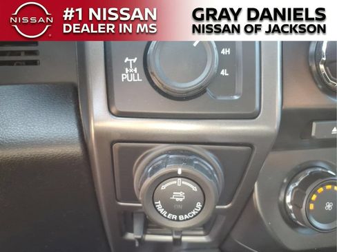 Used 2017 Ford F150 XLT w/ Equipment Group 302A Luxury AWD/4WD image 19