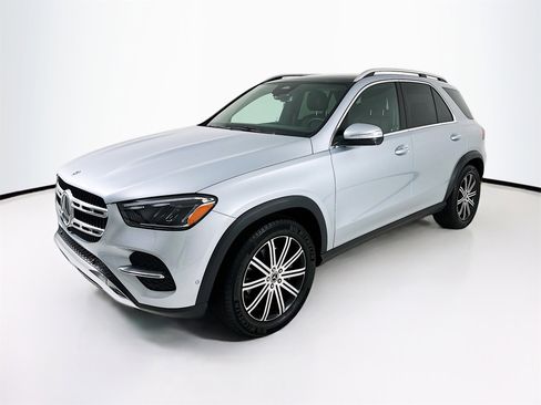 Used 2025 Mercedes-Benz GLE 350 4MATIC image 3